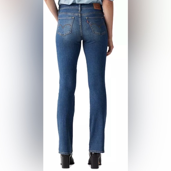 Levi's Classic Blue Bootcut Jeans NWT - Picture 3 of 3